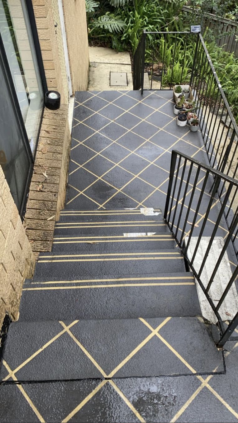 Paver stairs after pressure cleaning, Sydney