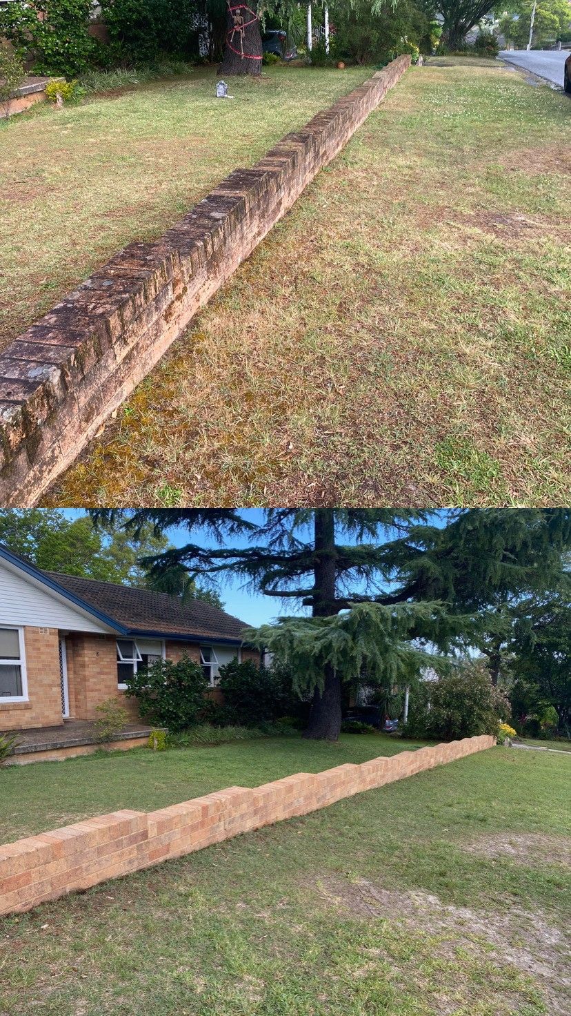 Brick retaining wall — before and after pressure cleaning, Sydney